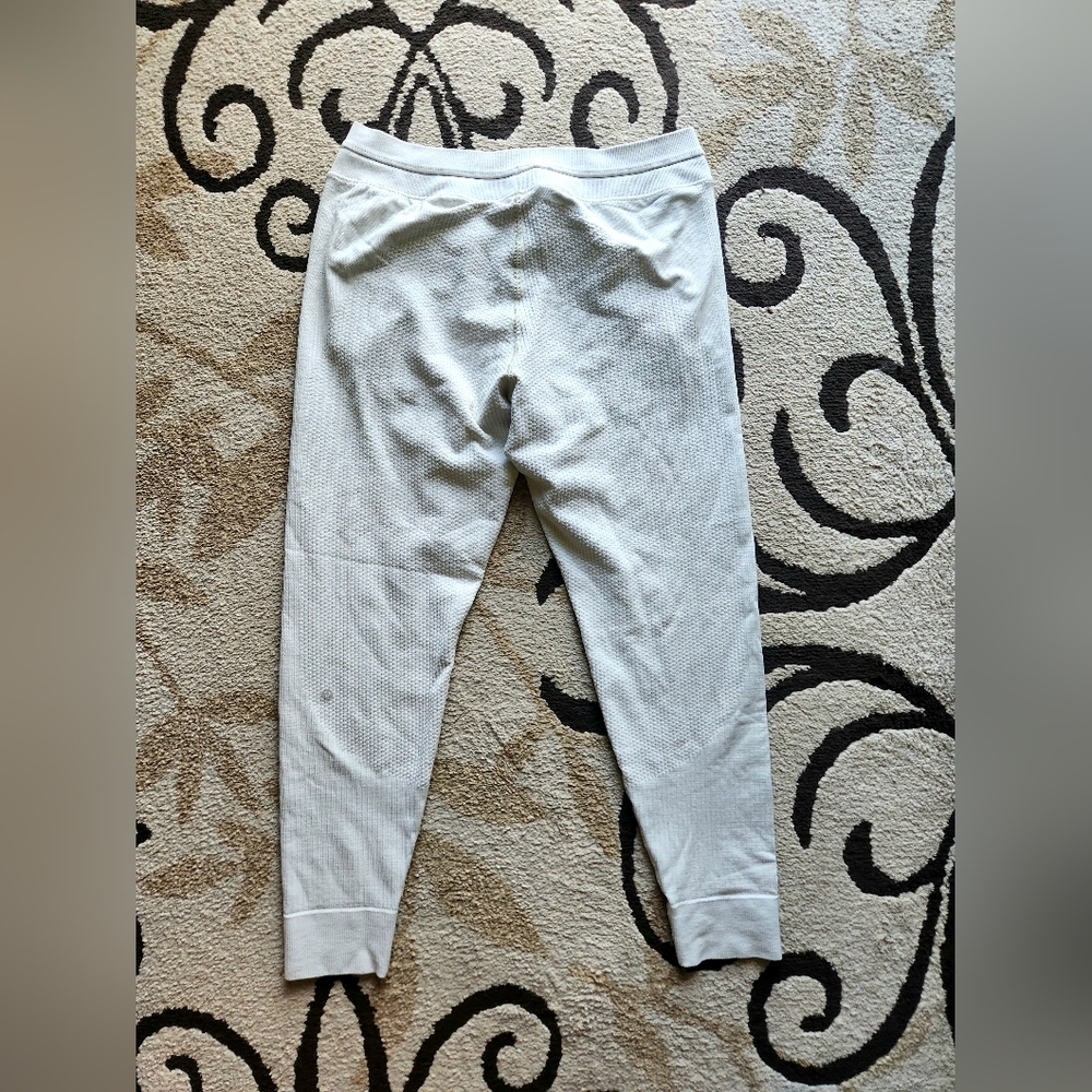 Lululemon Athletica Cream Textured Pants - Picture 3 of 13